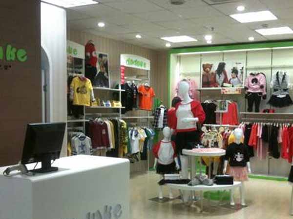 嘟嘟可兒親子裝品牌加盟品牌旗艦店店面