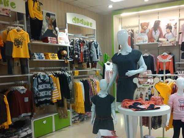 嘟嘟可兒品牌終端形象品牌旗艦店店面
