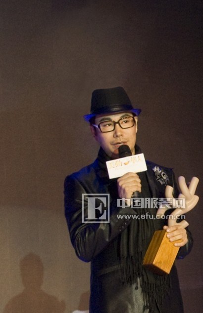 第二届美动华人盛典落幕 刘洋获年度时尚设计师大奖