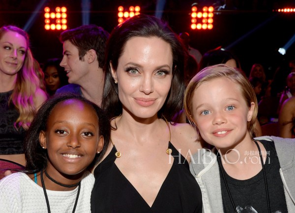安吉丽娜·朱莉(angelina jolie 和女儿希洛(shiloh jolie-pitt)