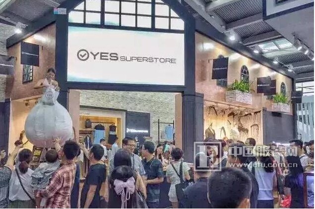 快来看,服交上你彩蛋的错过!美女摸帅哥图片