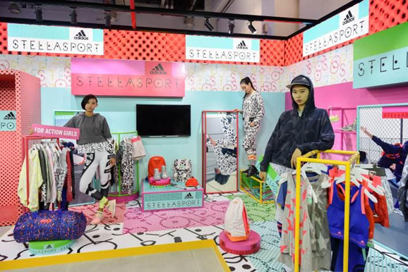模特演绎adidas stellasport 2015秋冬新品