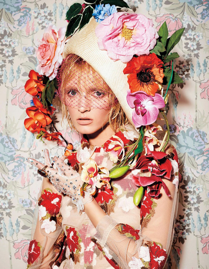 Daria Strokous《Harper’s Bazaar》日本版2015年12月号