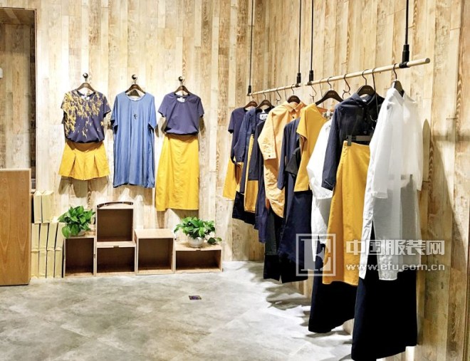 商业资讯 柯妮丝丽甘肃庆阳店给你带来夏季的棉麻风      女装品牌柯