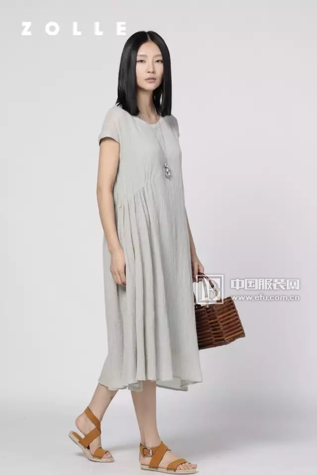 因为女装