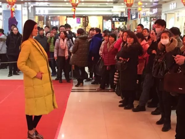 天雅女装大厦