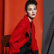  艾露伊时尚资讯：冬季出门这么穿 没有理由不吸睛