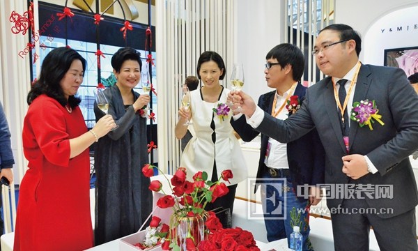 Y&amp;M缘与美「玫瑰印记」璀璨2016深圳国际珠宝展(图5)