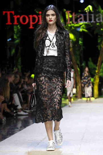 dolcegabbana衣服价格,dolcegabbana鞋子价格 杜嘉班纳(dolce&gabbana)2017春夏米兰时装秀