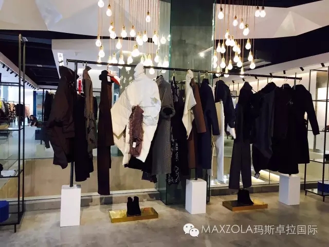 jc&maxzola group 恭祝jc玛斯卓拉成都江油开业啦_服装招商资讯_中国