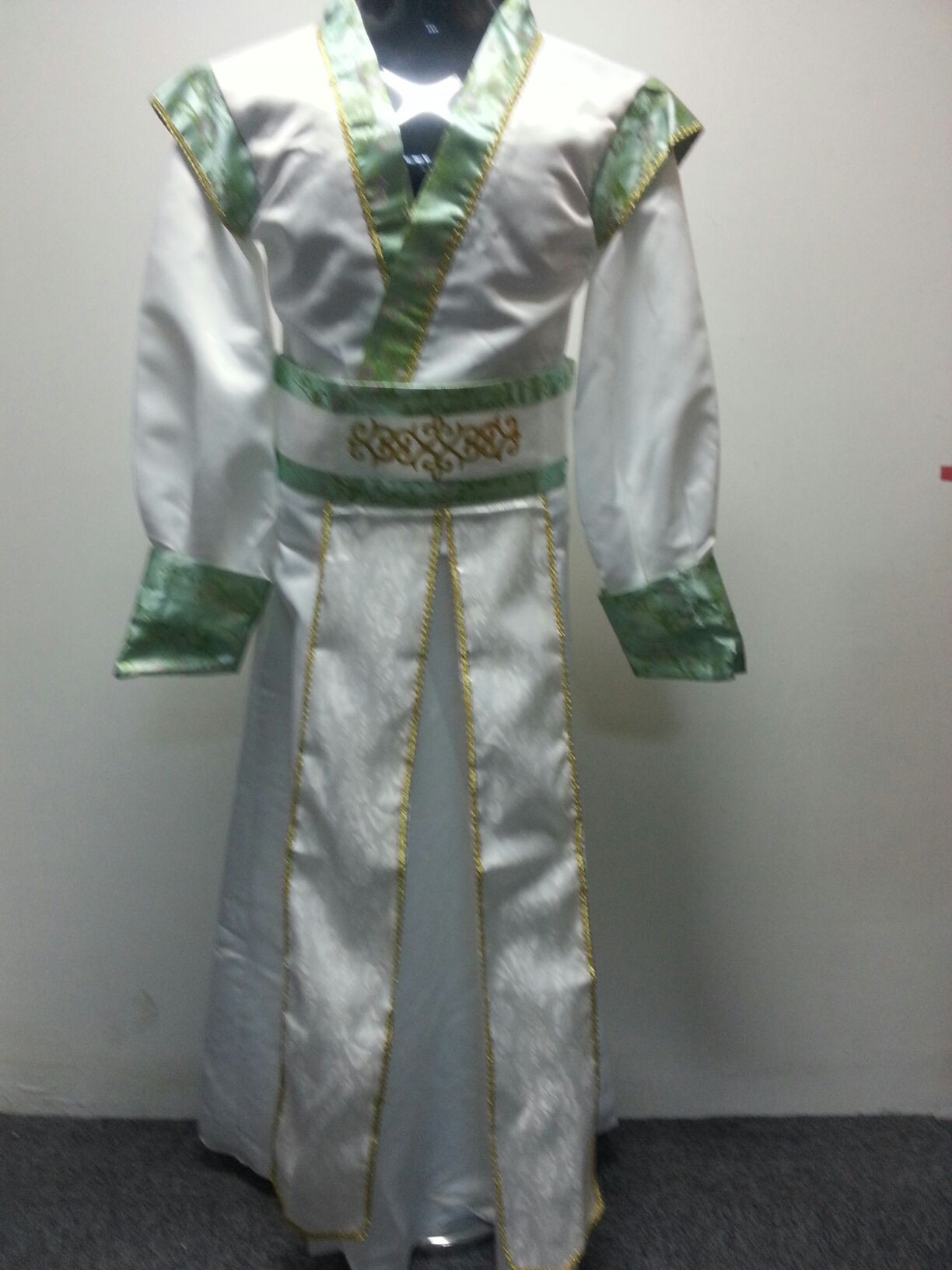 上海现代舞舞蹈服出租,女士宴会服装出租,戏服租赁
