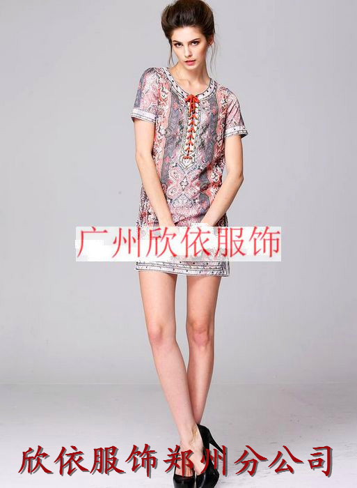 深圳高端品牌斯贤夏装连衣裙走份批发 品牌女装尾货折扣女装批发