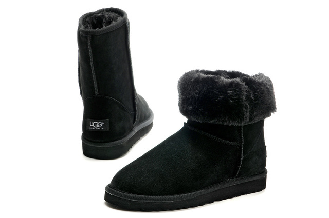 高品质的UGG5800男款时尚保暖雪地靴批发