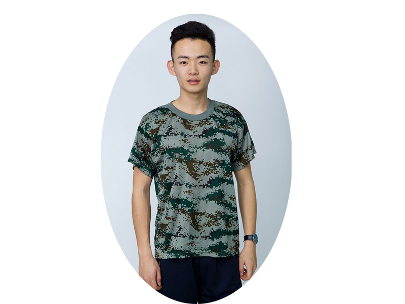 一流的军训服订做