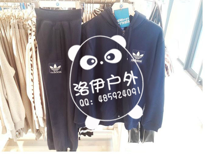 adidas三叶草板鞋——最知名的adidas三叶草男连帽外套M30237推荐