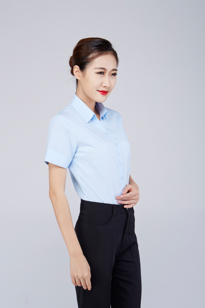 福建行政文员制服生产厂家_想买首屈一指的制服,就到一条龙服装